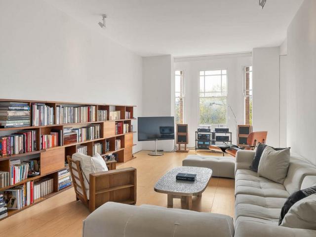 4 bedroom apartment for sale