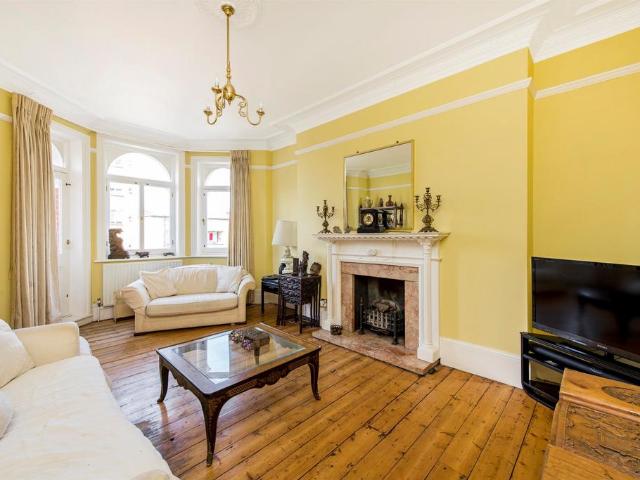 4 bedroom apartment for sale
