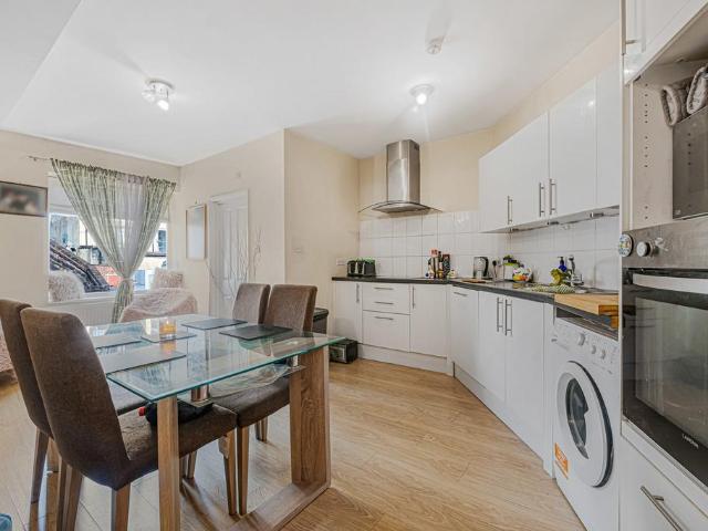 4 bedroom apartment for sale