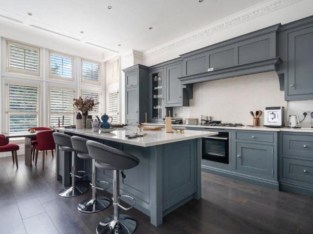 4 bedroom apartment for sale