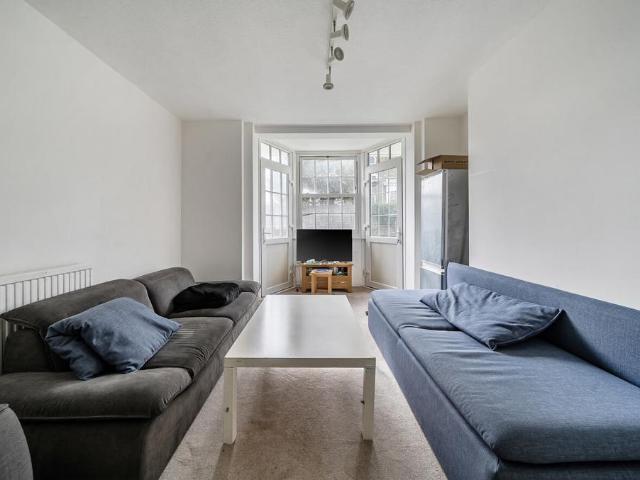 4 bedroom apartment for sale