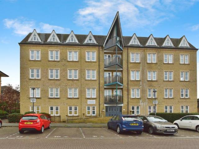4 bedroom apartment for sale