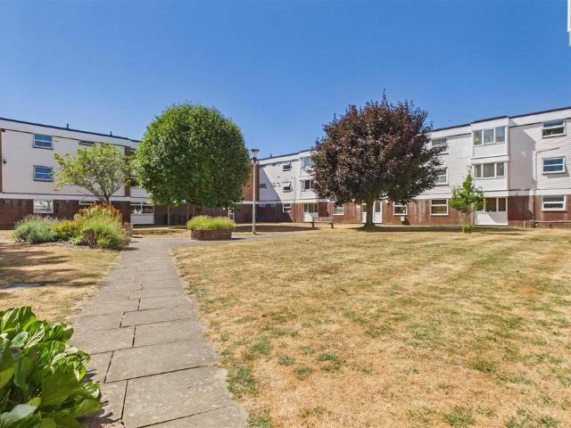 4 bedroom apartment for sale