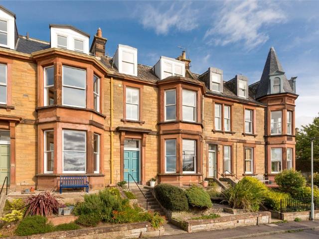4 bedroom apartment for sale