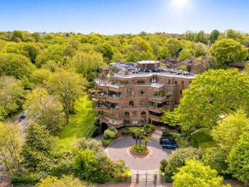 Hampstead Garden, London, Greater London