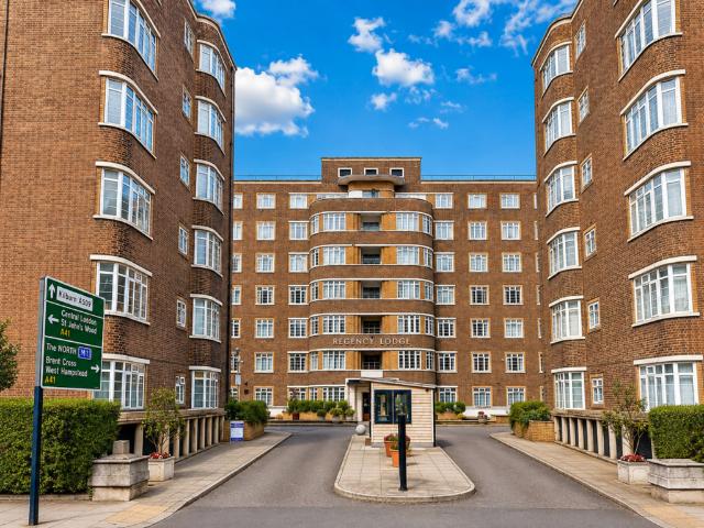 4 bedroom apartment for sale