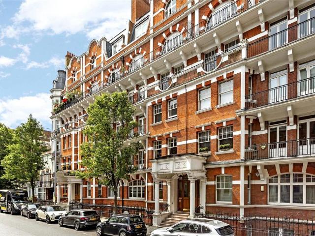 4 bedroom apartment for sale