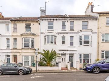 4 bedroom apartment for sale