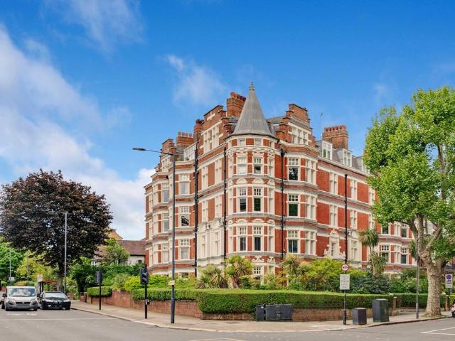 4 bedroom apartment for sale