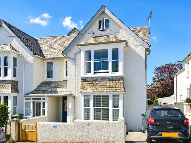 4 bedroom apartment for sale