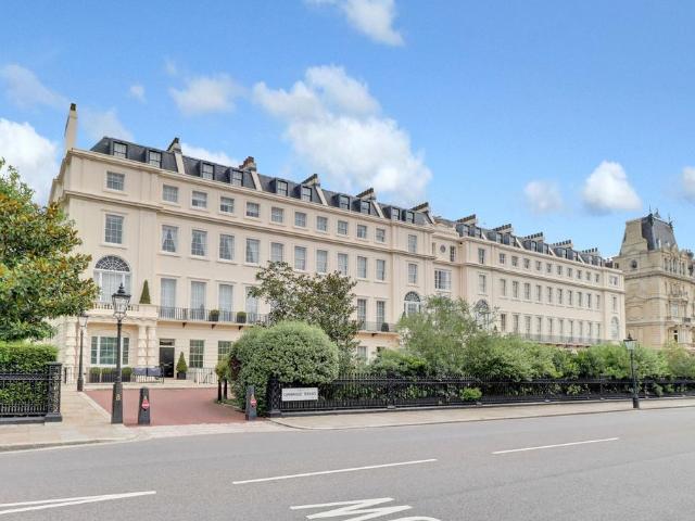 4 bedroom apartment for sale