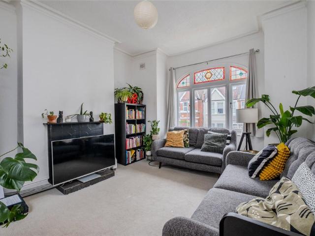 4 bedroom apartment for sale