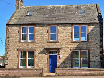 4 bedroom apartment for sale