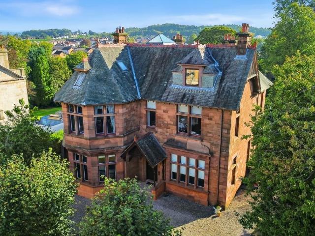 4 bedroom apartment for sale