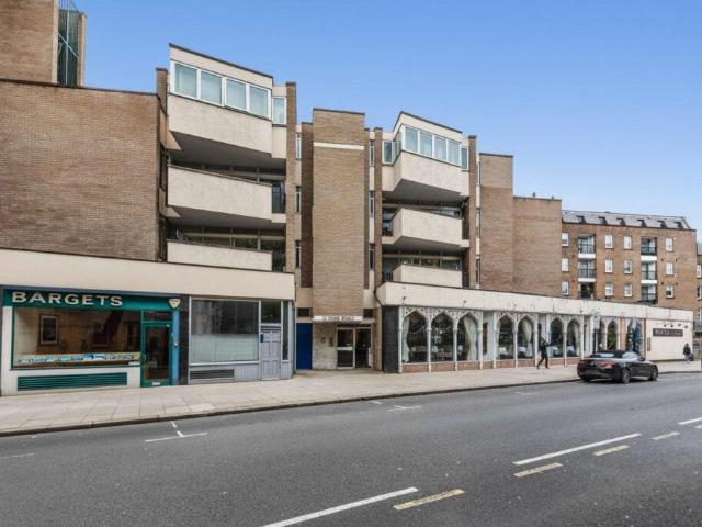4 bedroom apartment for sale
