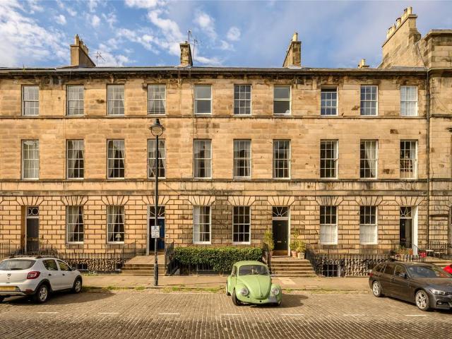 4 bedroom apartment for sale