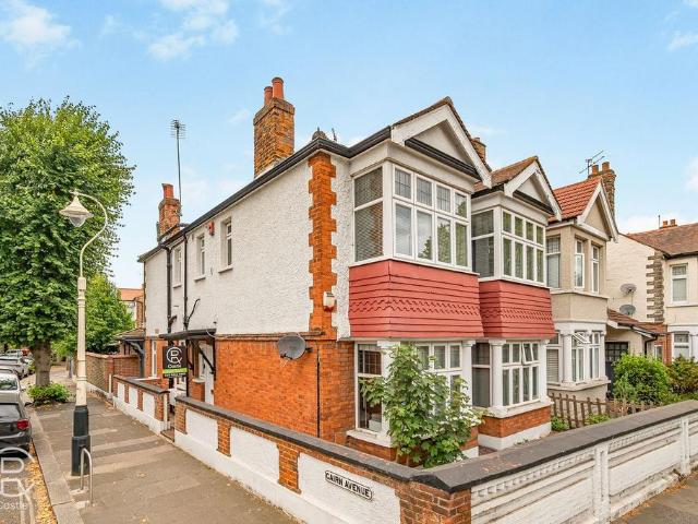 4 bedroom apartment for sale