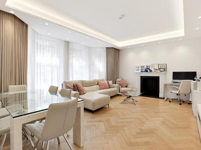 4 bedroom apartment for sale