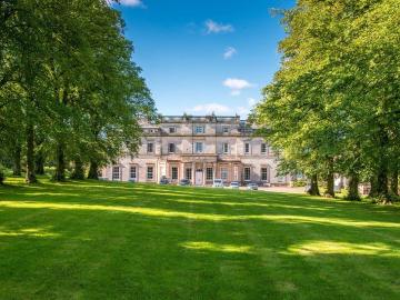 4 bedroom apartment for sale