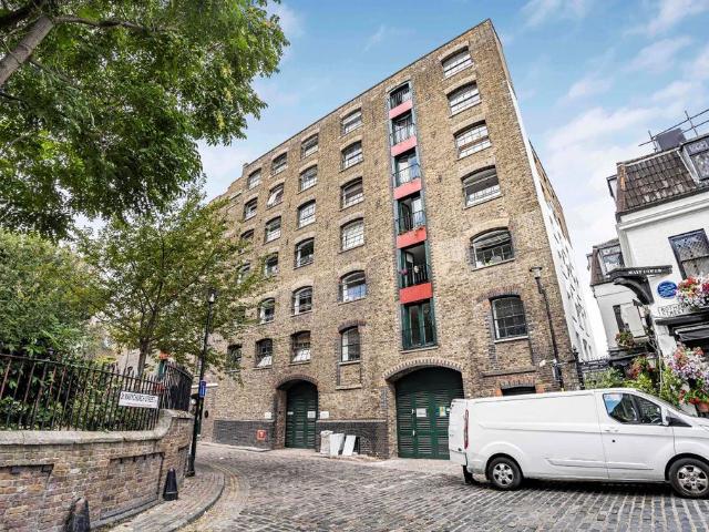 4 bedroom apartment for sale