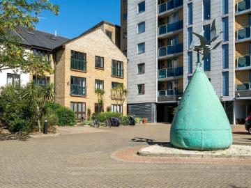 4 bedroom apartment for sale