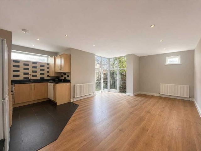 4 bedroom apartment for sale