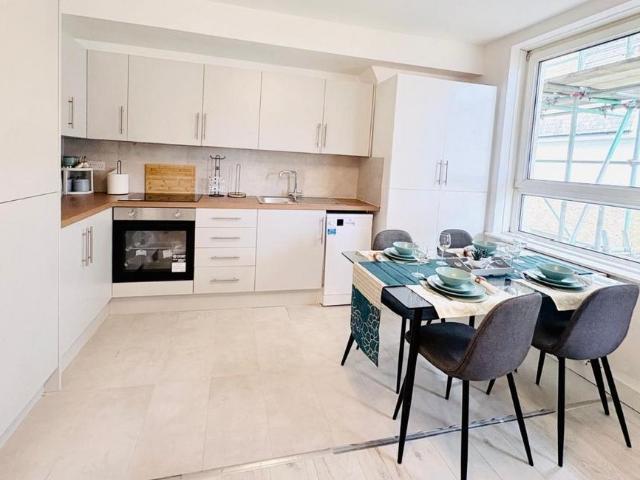4 bedroom apartment for sale
