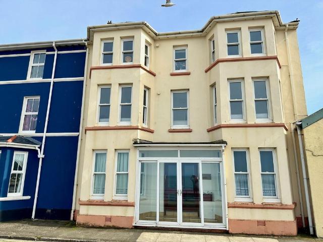 4 bedroom apartment for sale