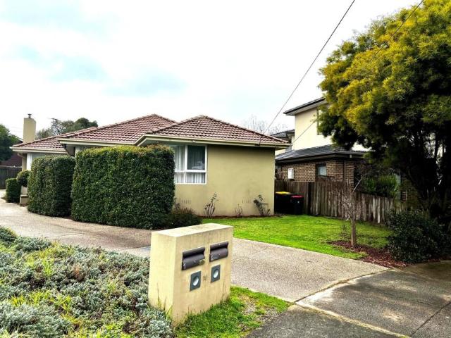 4 Bedroom Apartment Glen Waverley VIC 105347762