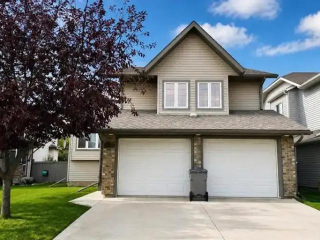 4 Bedroom Apartment Grande Prairie AB 105623807