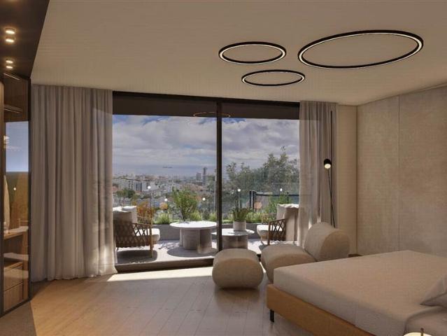 4 Bedroom Apartment in Green Point