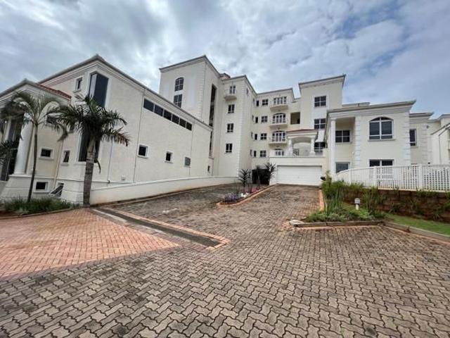 4 Bedroom Apartment in La Lucia