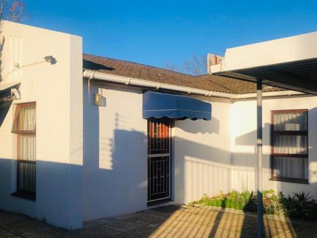 4 Bedroom Apartment in Stellenbosch Central