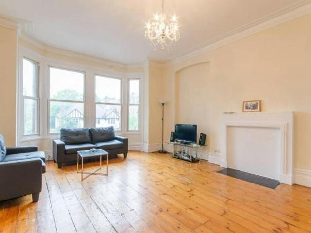 4 Bedroom Apartment London London 78728791
