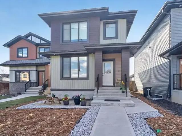 4 Bedroom Apartment Spruce Grove AB 106148441