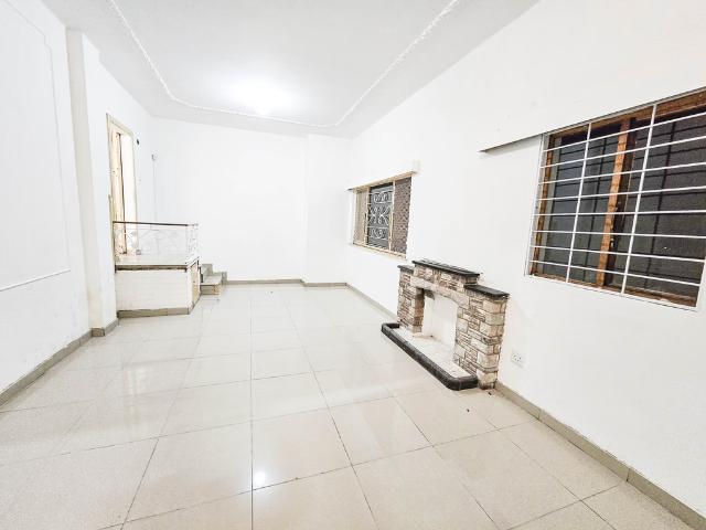 4 Bedroom Apartment To Let in Glenwood