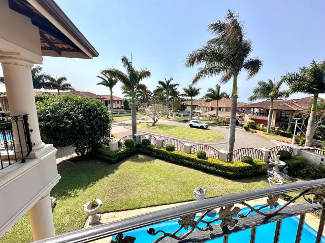 4 Bedroom Apartment To Let in Izinga Estate