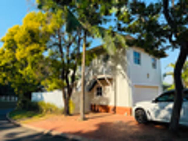 4 Bedroom Apartment To Let in Mount Edgecombe Country Club Estate