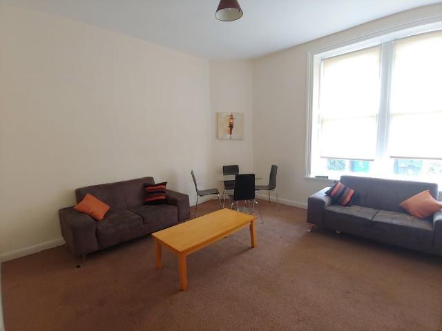 4 bedroom apartment to rent