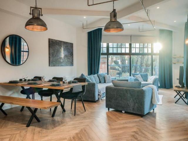 4 bedroom apartment to rent