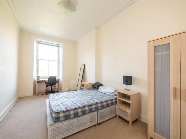 4 bedroom apartment to rent