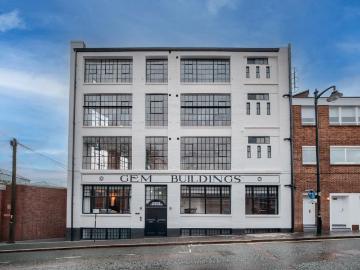 4 bedroom apartment to rent