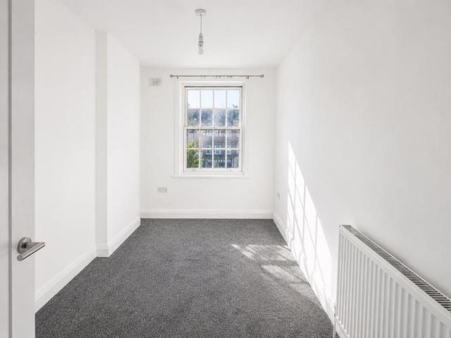 4 bedroom apartment to rent