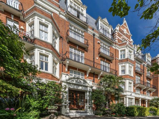 4 bedroom apartment to rent