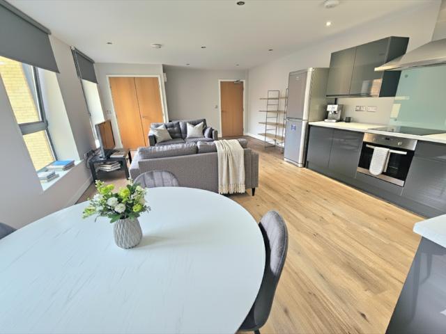 4 bedroom apartment to rent