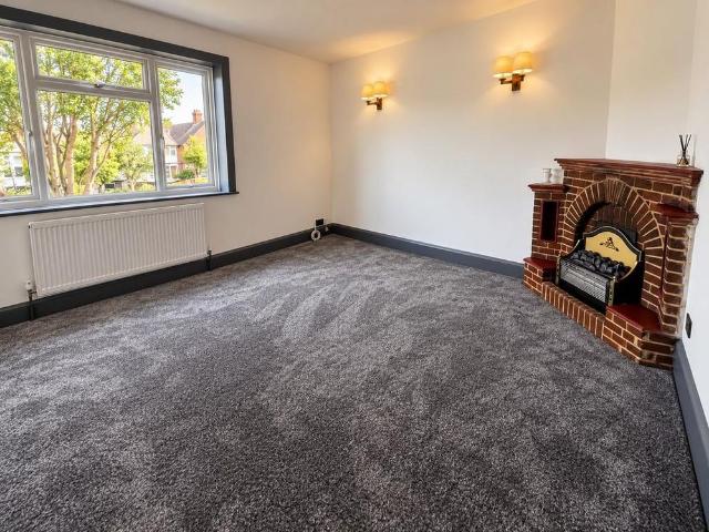 4 bedroom apartment to rent