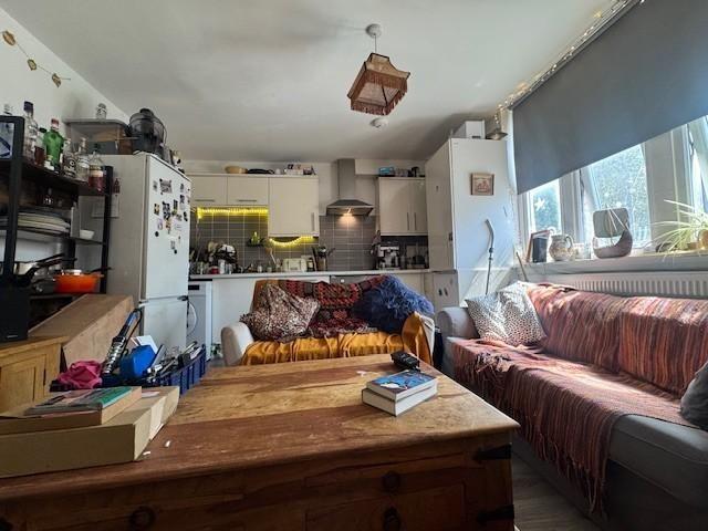 4 bedroom apartment to rent