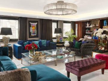 Mayfair, London, Greater London - Lift