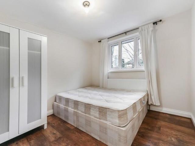 4 bedroom apartment to rent