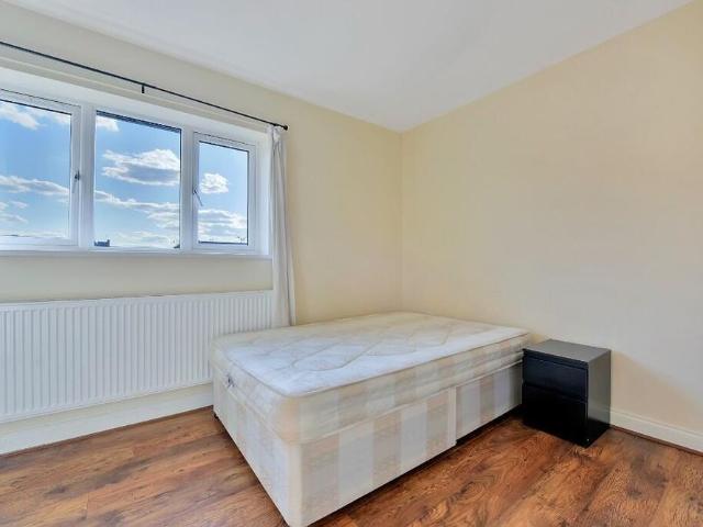 4 bedroom apartment to rent